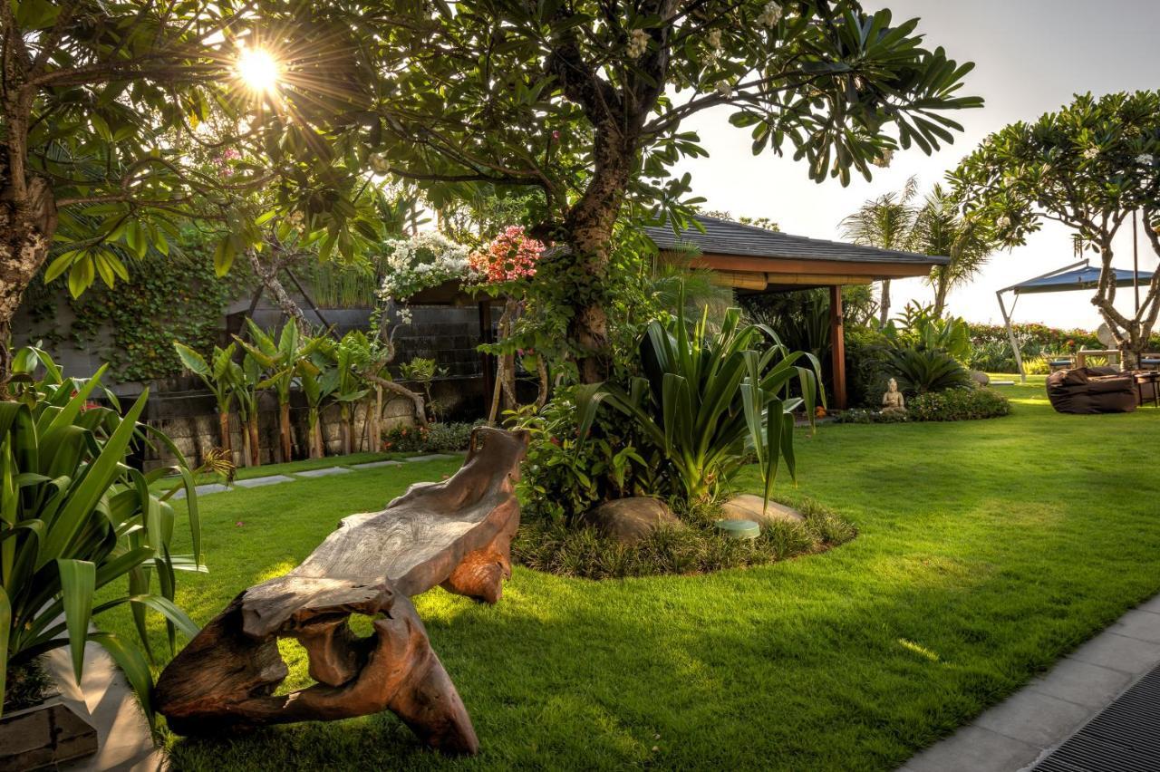 Private Villas Of Bali นูซาดูอา ภายนอก รูปภาพ
